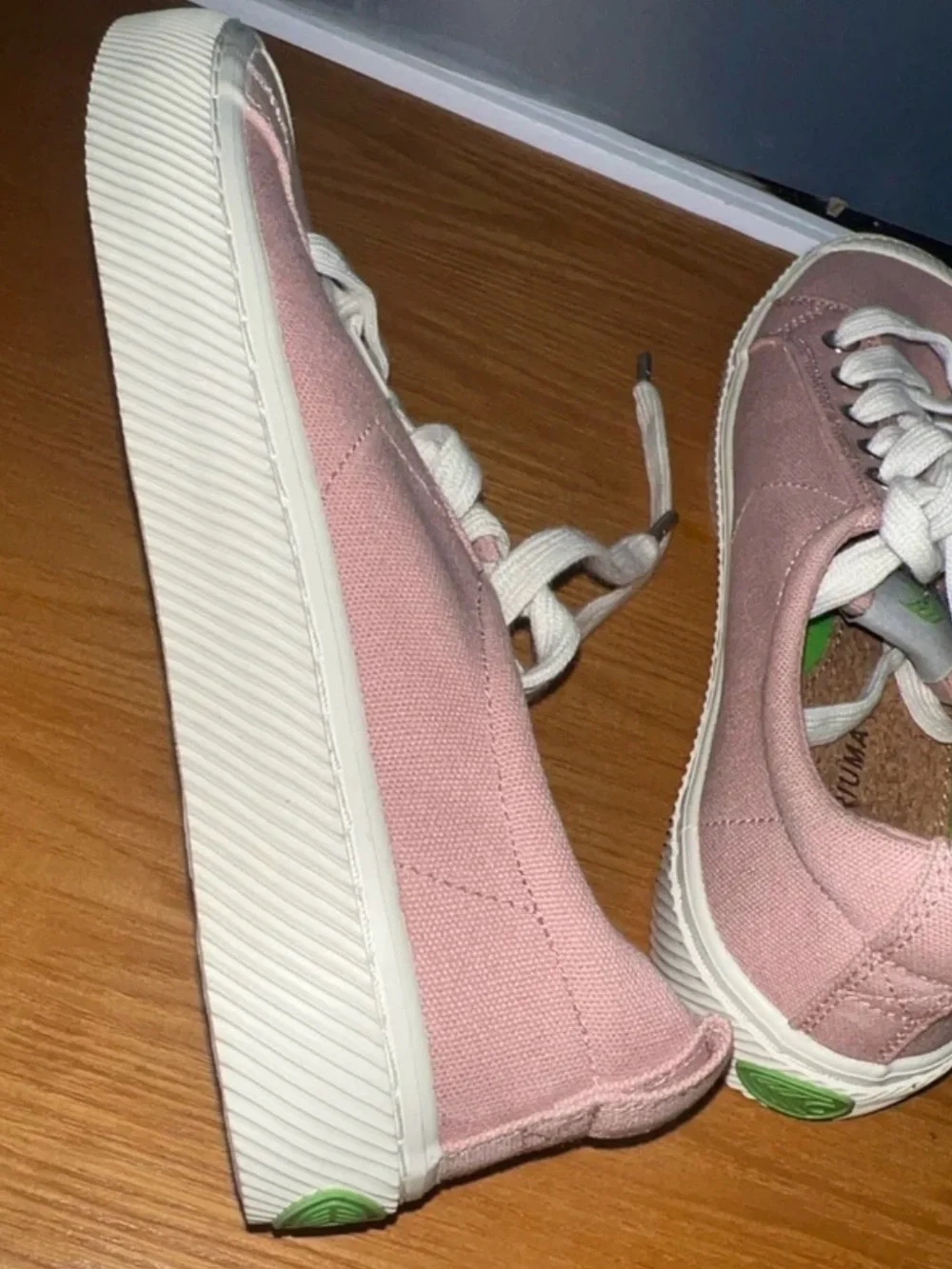 Cariuma OCA Low Rose Pink Canvas Sneakers Eco Organic Women’s 8 Men’s 6.5